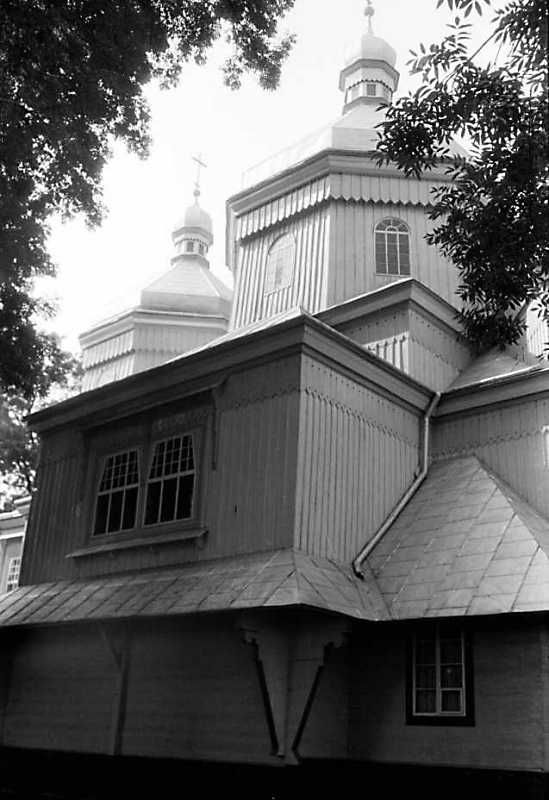 1990 р. Бабинець і нава. Вигляд з…