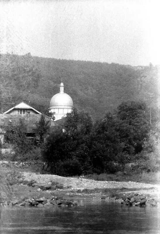 1991 р. Вид церкви з боку Дністра