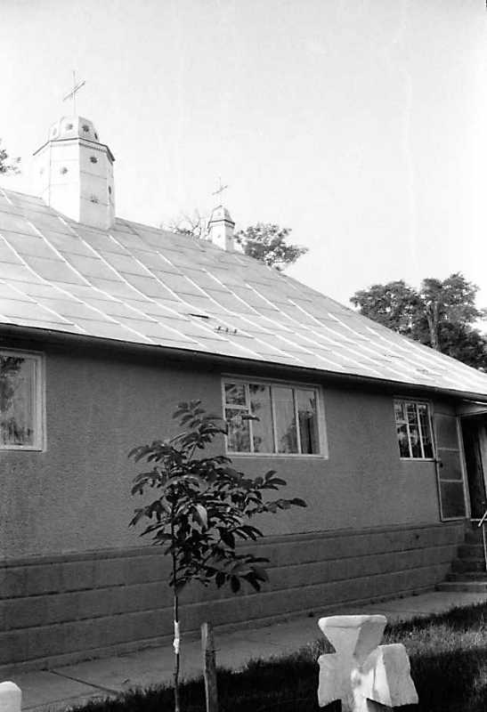 1991 р. Південний фасад церкви Вигляд…