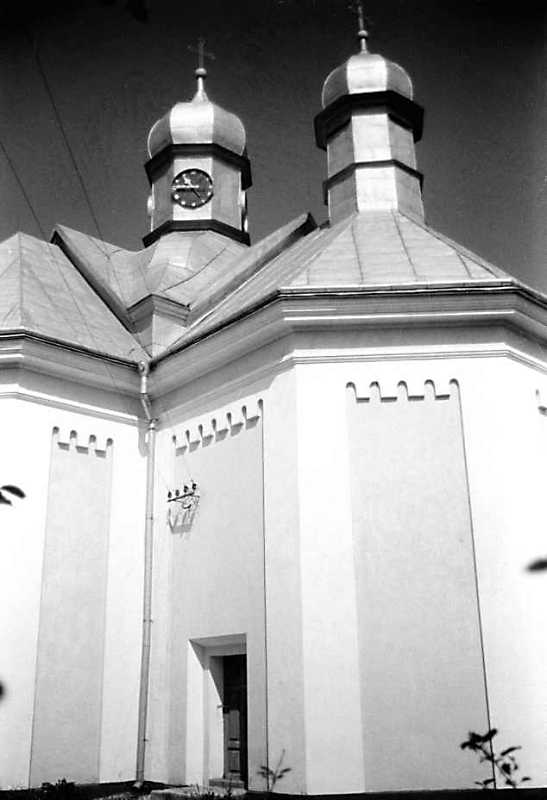 1991 р. Нава і вівтар. Вигляд з…