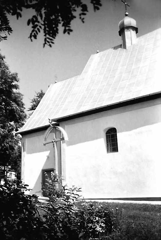 Бабинець і нава