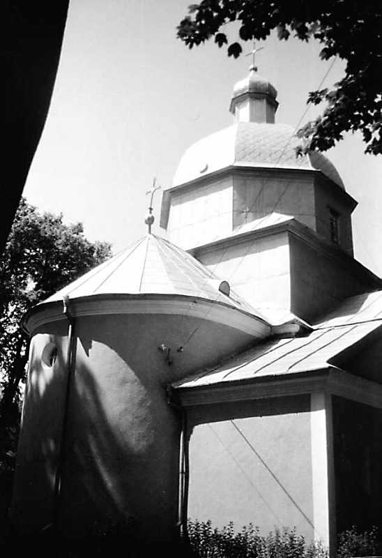 1991 р. Вівтар і нава. Вигляд з…