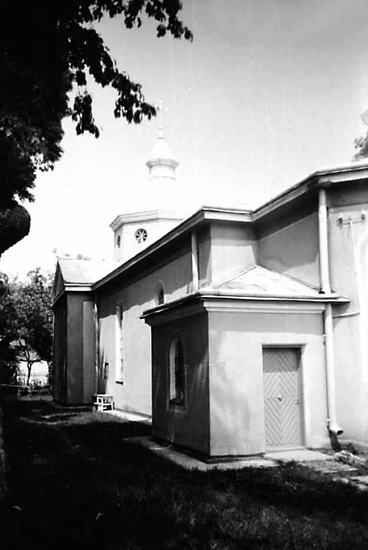 Бічний фасад