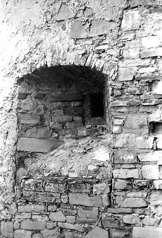 Бійниця 2-го ярусу