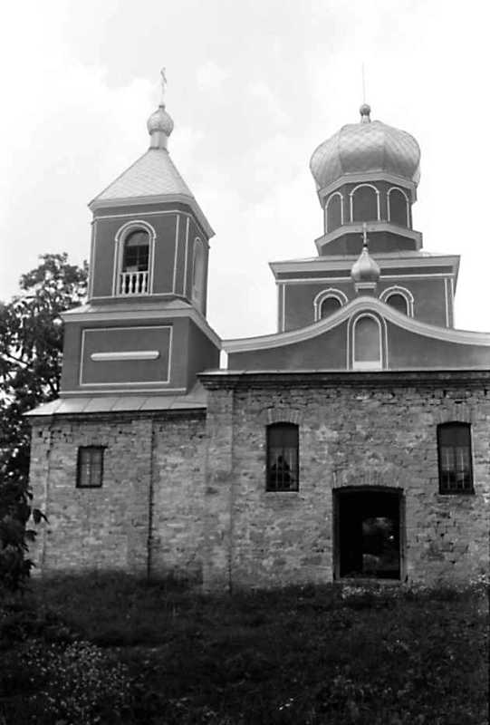 Дзвіния і нава