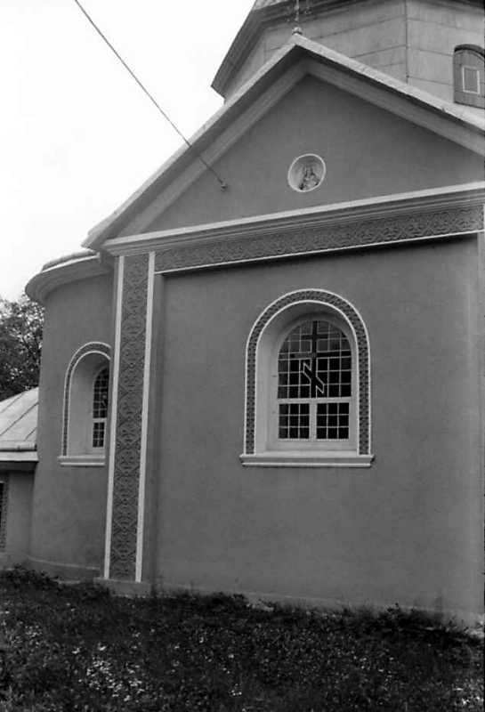 1991 р. Вівтар і нава. Вигляд з…