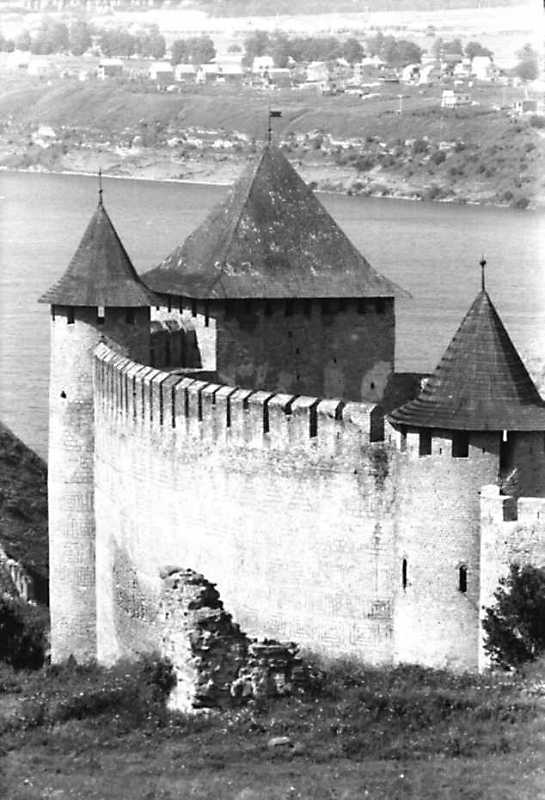 Комендантська, північна і…