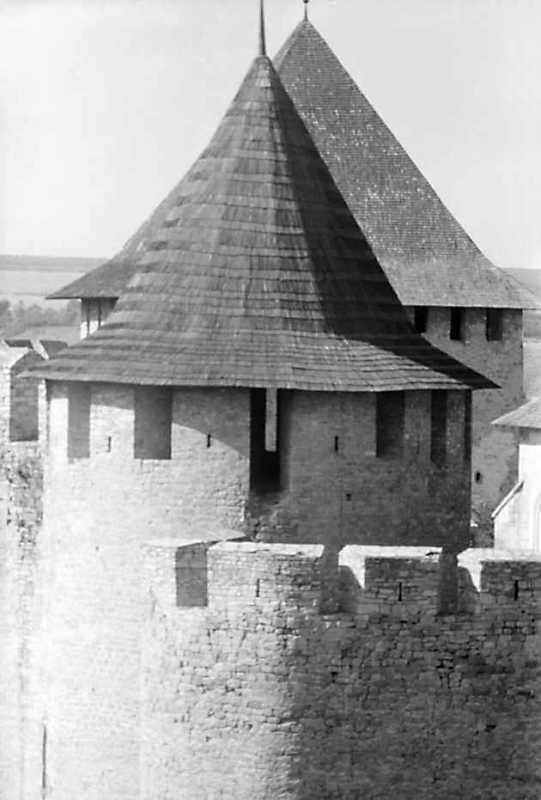 Верх південно-західної башти на тлі…