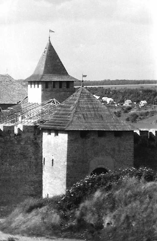 Східна та в’їздова башти