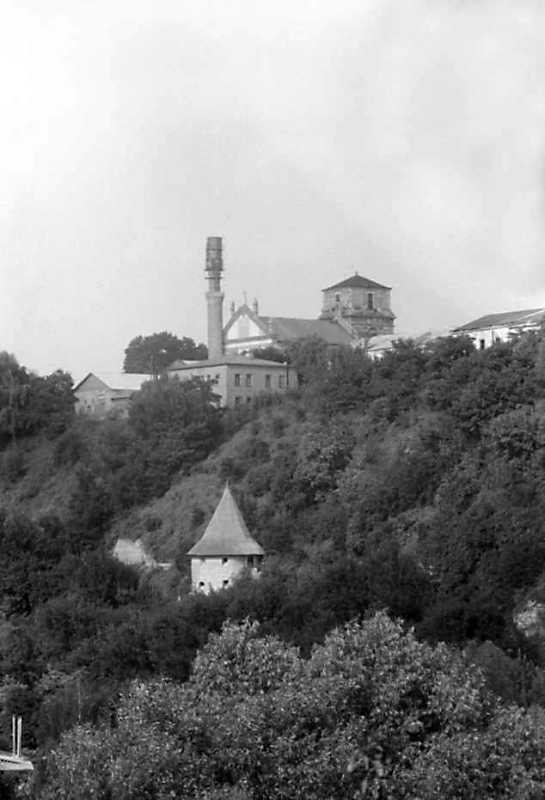 1991 р. Кафедральний костел і башта на…