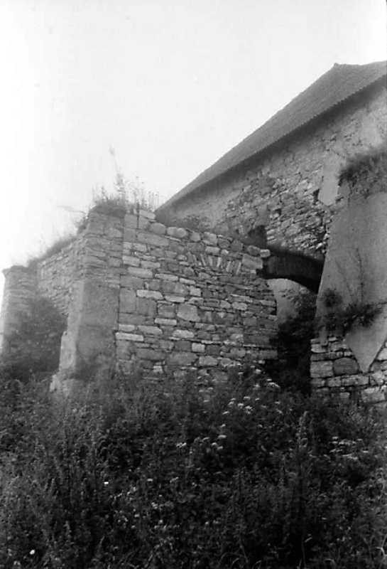 1991 р. Прибудова до вівтаря. Вигляд з…