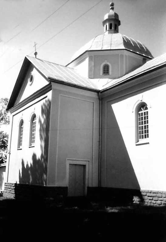 Бічний фасад