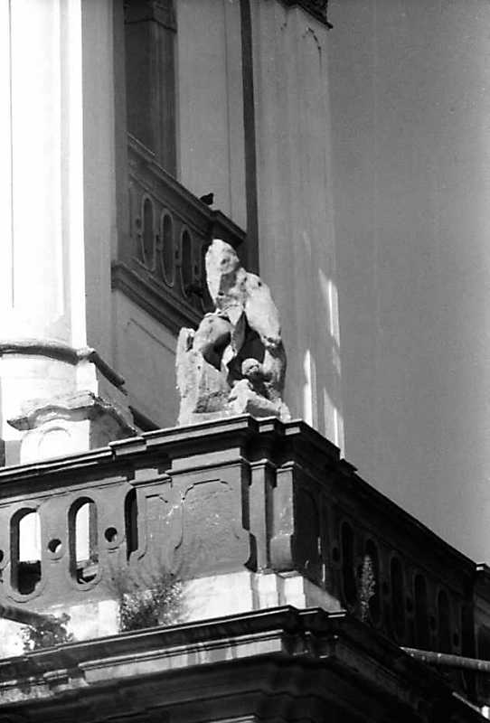 Скульптура “Геракл і Лернейська гідра”…