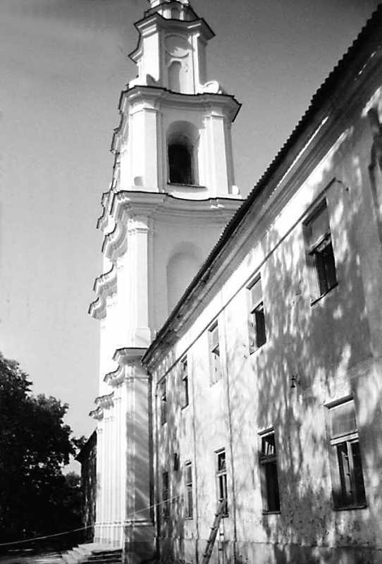 1991 р. Перспектива західного фасаду.…