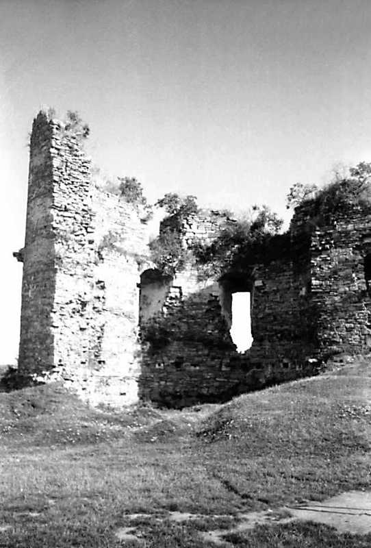 1991 р. Інтер’єр башти 4. Вигляд з…