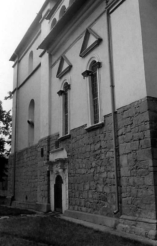 1991 р. Південний фасад у ракурсі.…