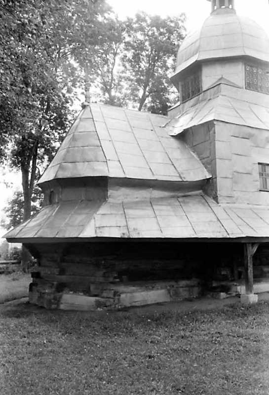 1991 р. Вівтар. Вигляд з позиції А1