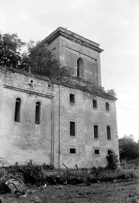 1991 р. Фрагмент північного фасаду.…
