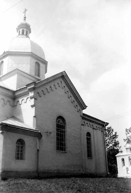 Бічний фасад