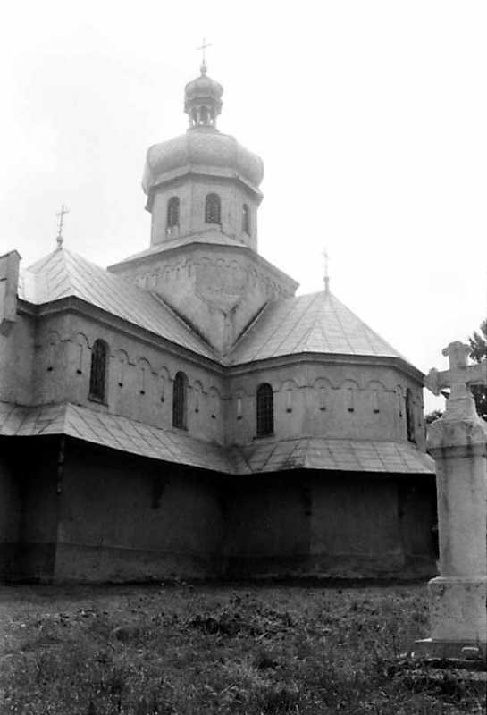 1991 р. Бічний фасад. Вигляд з позиції…