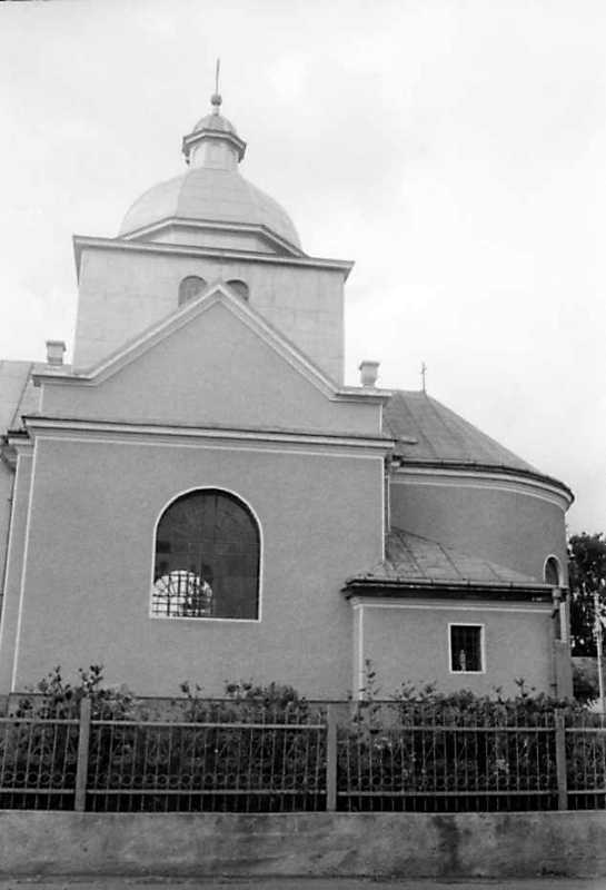 1991 р. Нава та вівтар. Вигляд з…