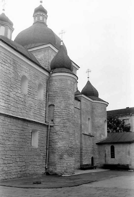 Південний фасад