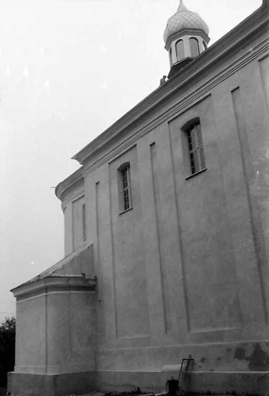 1991 р. Бічний фасад. Вигляд з позиції…