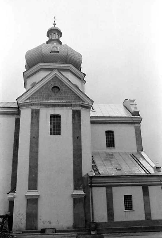 Нава та вівтар [2]