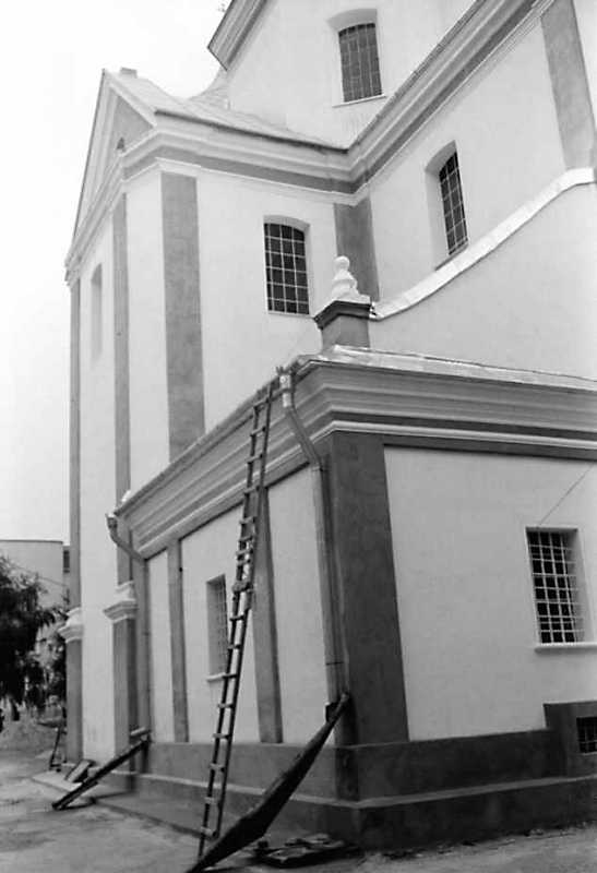 1991 р. Бічний фасад. Вигляд з позиції…