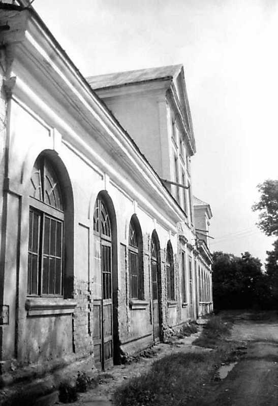 1991 р. Південний фасад в ракурсі.…