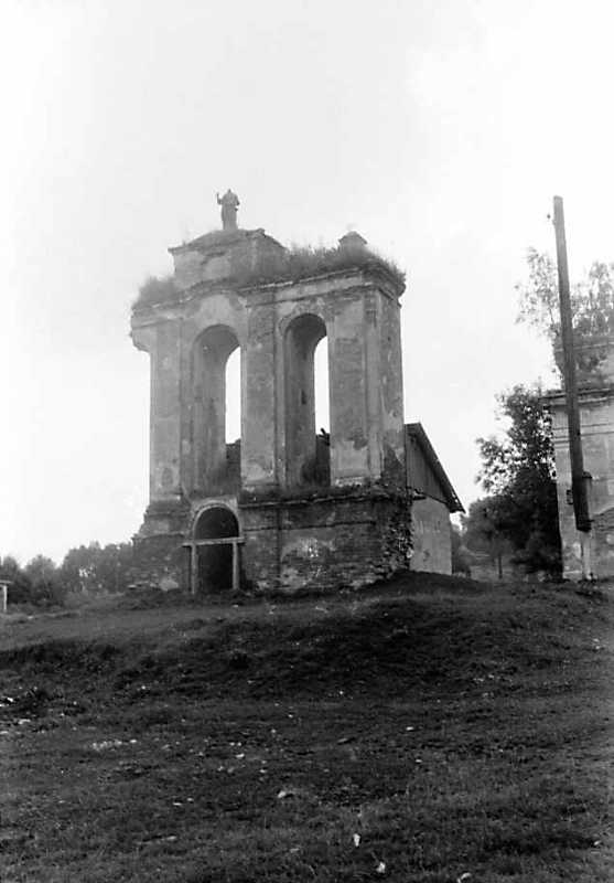 1991 р. Дзвіниця. Вигляд з позиції С3
