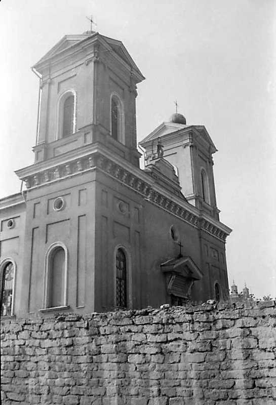 1991 р. Головний фасад. Вигляд з…