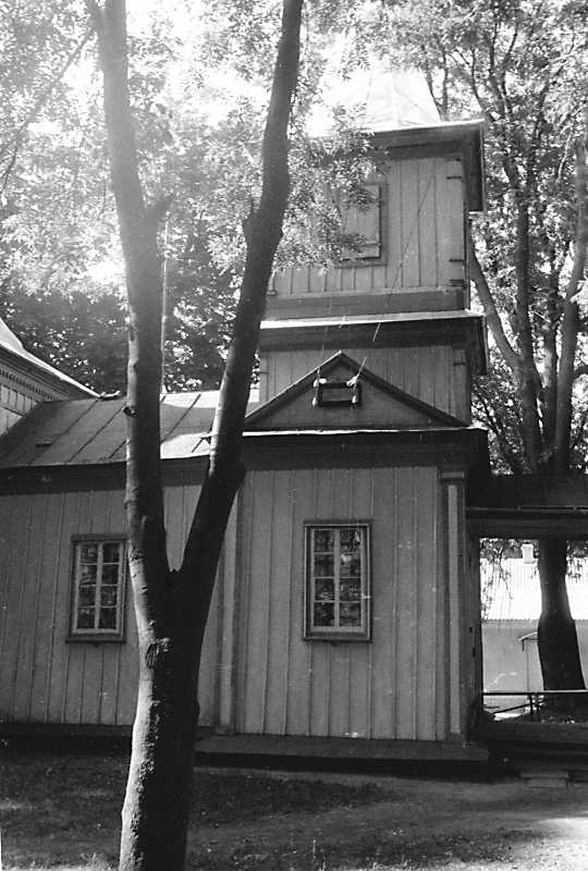 Бабинець і дзвіниця