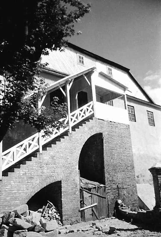 1991 р. Сходи на 2-й поверх. Вигляд із…