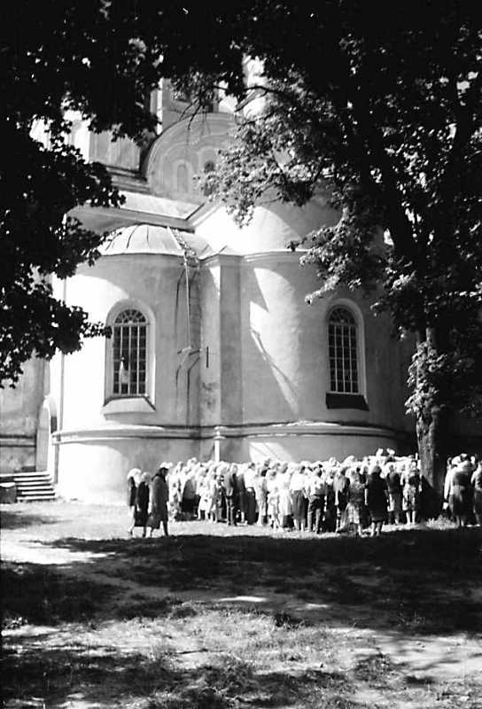 1991 р. Апсиди. Вигляд зі сходу