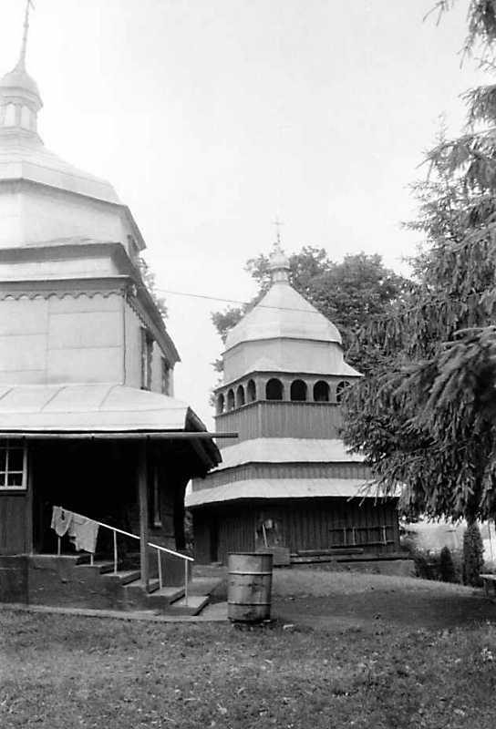 Бічне рамено та дзвіниця