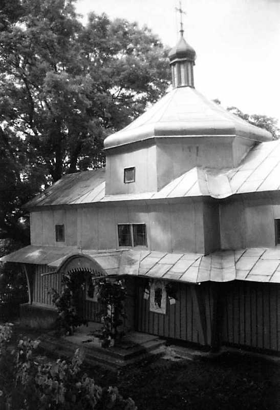 1992 р. Бабинець і нава. Вигляд з…