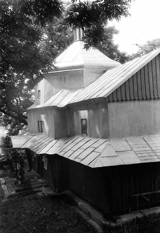 1992 р. Бічний фасад у ракурсі. Вигляд…