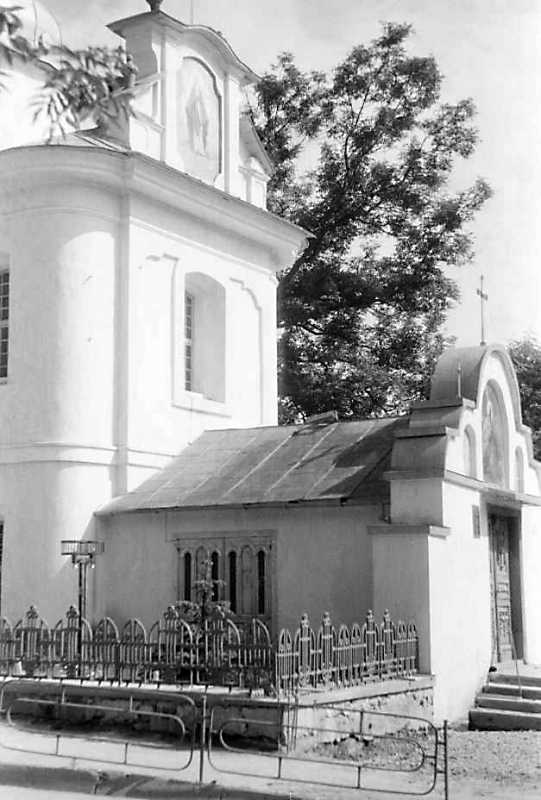 1992 р. Західний фасад. Вигляд з…