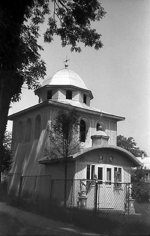 1992 р. Дзвіниця. Вигляд з південного…