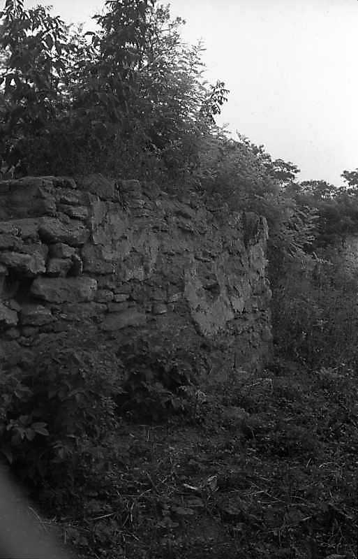 1992 р. Фрагмент мурування