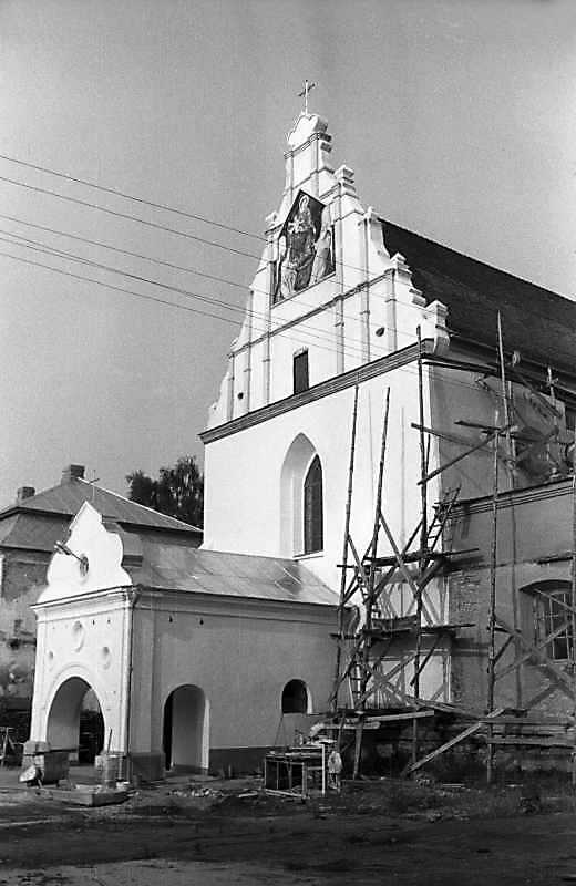 1992 р. Головний фасад. Вигляд з…