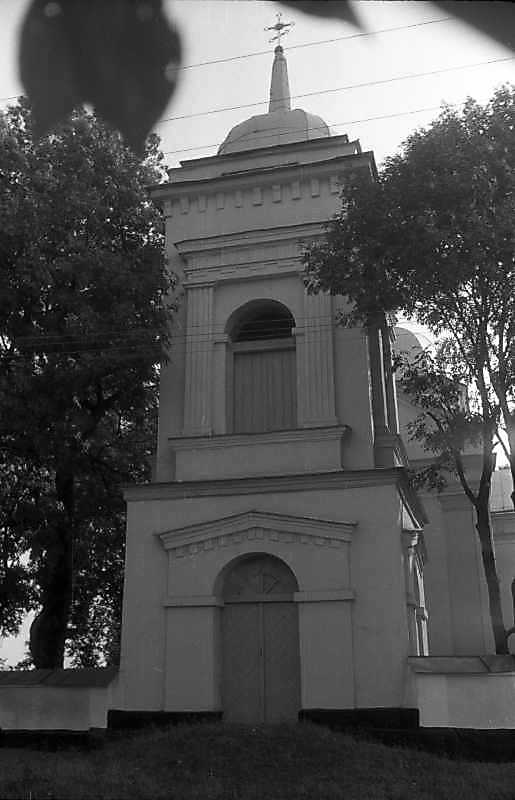 1992 р. Дзвіниця. Вигляд із заходу