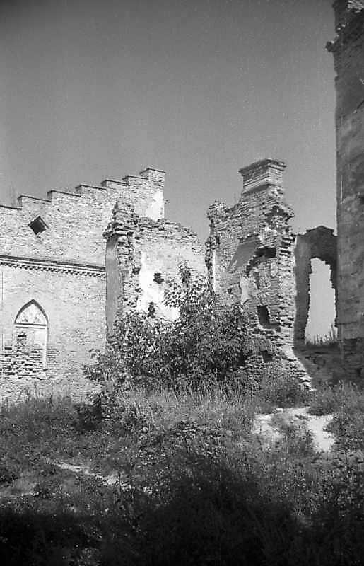 1992 р. Торцевий фасад…