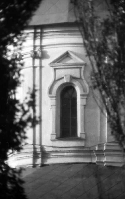 1993 р. Барабан купола. Вигляд з півдня