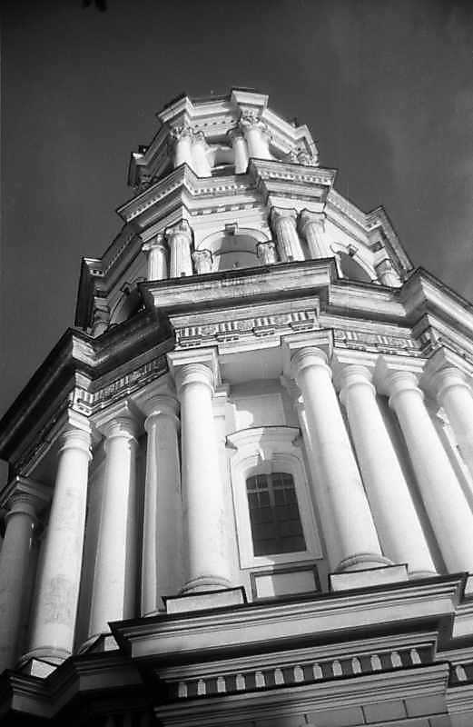 1993 р. Верхні яруси в ракурсі. Вигляд…