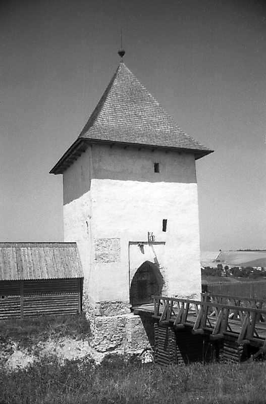 1993 р. Башта і міст. Вигляд з…