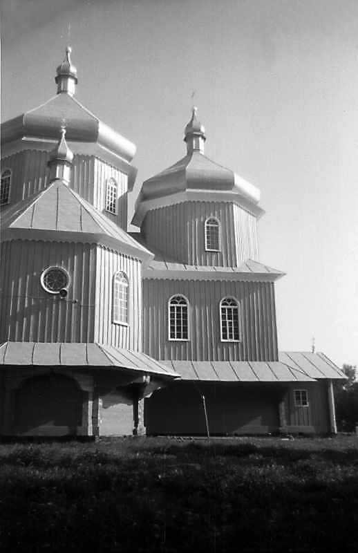 Нава і бабинець