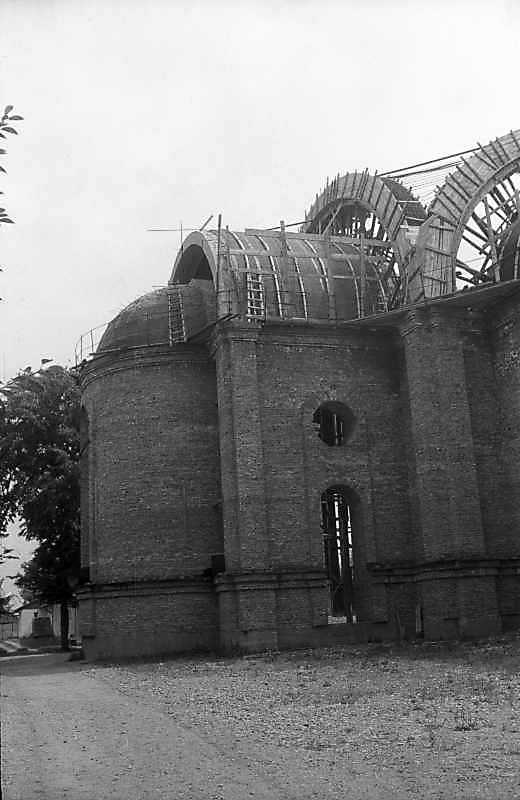 1993 р. Вівтар. Вигляд з півночі