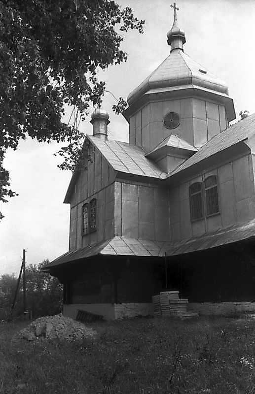 Бічний фасад